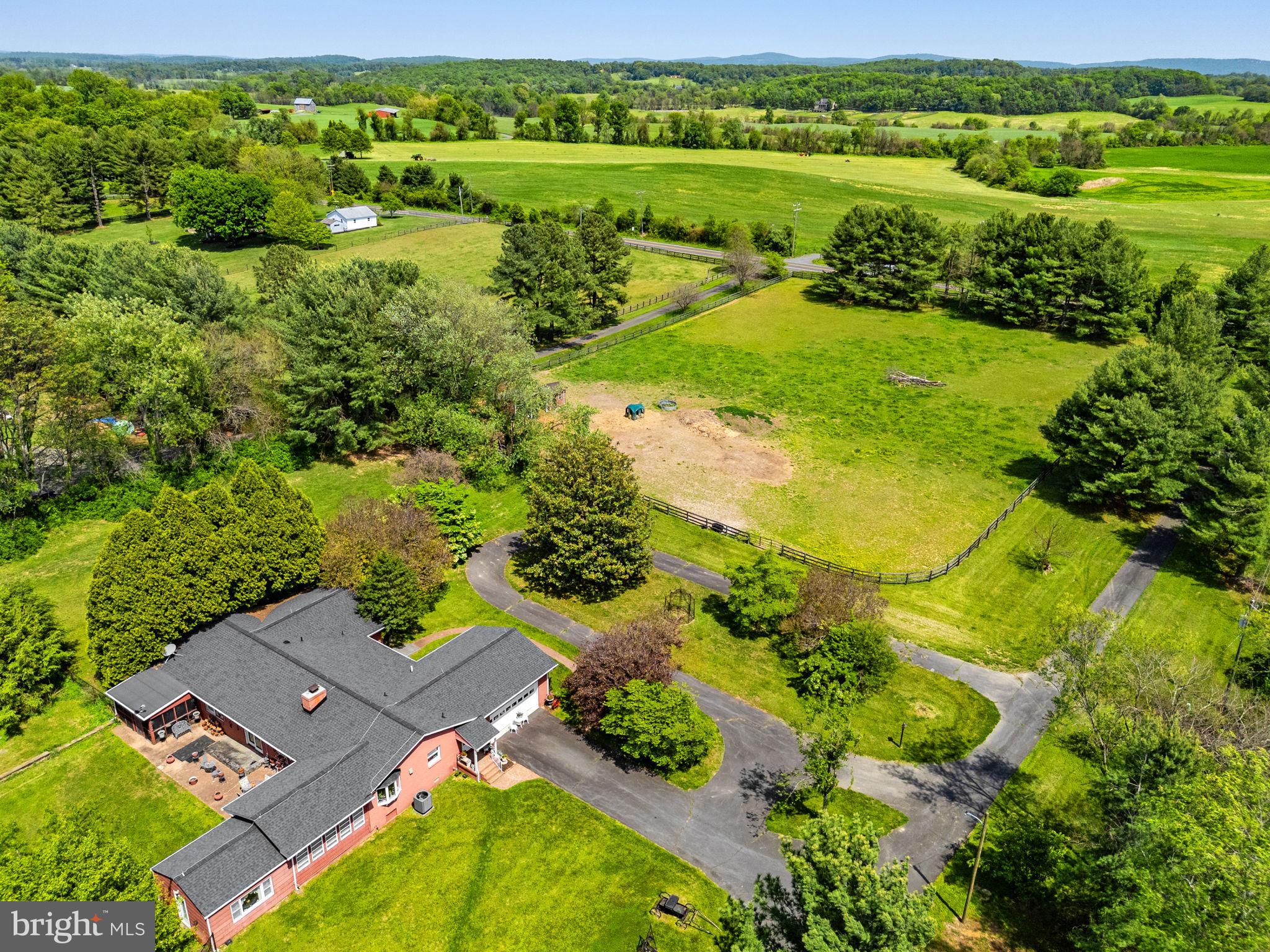 3934 Rectortown Road Marshall, VA 20115 - Photo 13 of 59