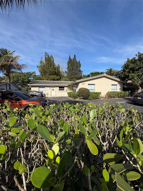 3502 Riverside Drive Coral Springs, FL 33065 - Photo 3 of 16