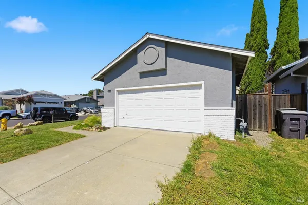 $530,000 | 350 Jacaranda Drive, Suisun City, CA 94585