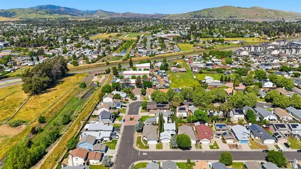 $530,000 | 350 Jacaranda Drive, Suisun City, CA 94585