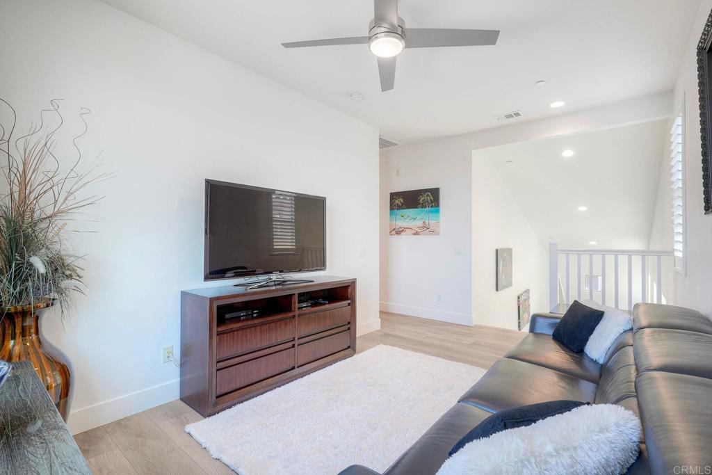 1254 Via Candelas Oceanside, CA 92056 - Photo 18 of 59