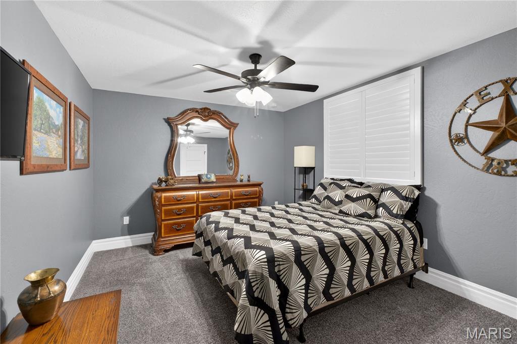 210 Luca James Point O'Fallon, IL 62269 - Photo 34 of 49