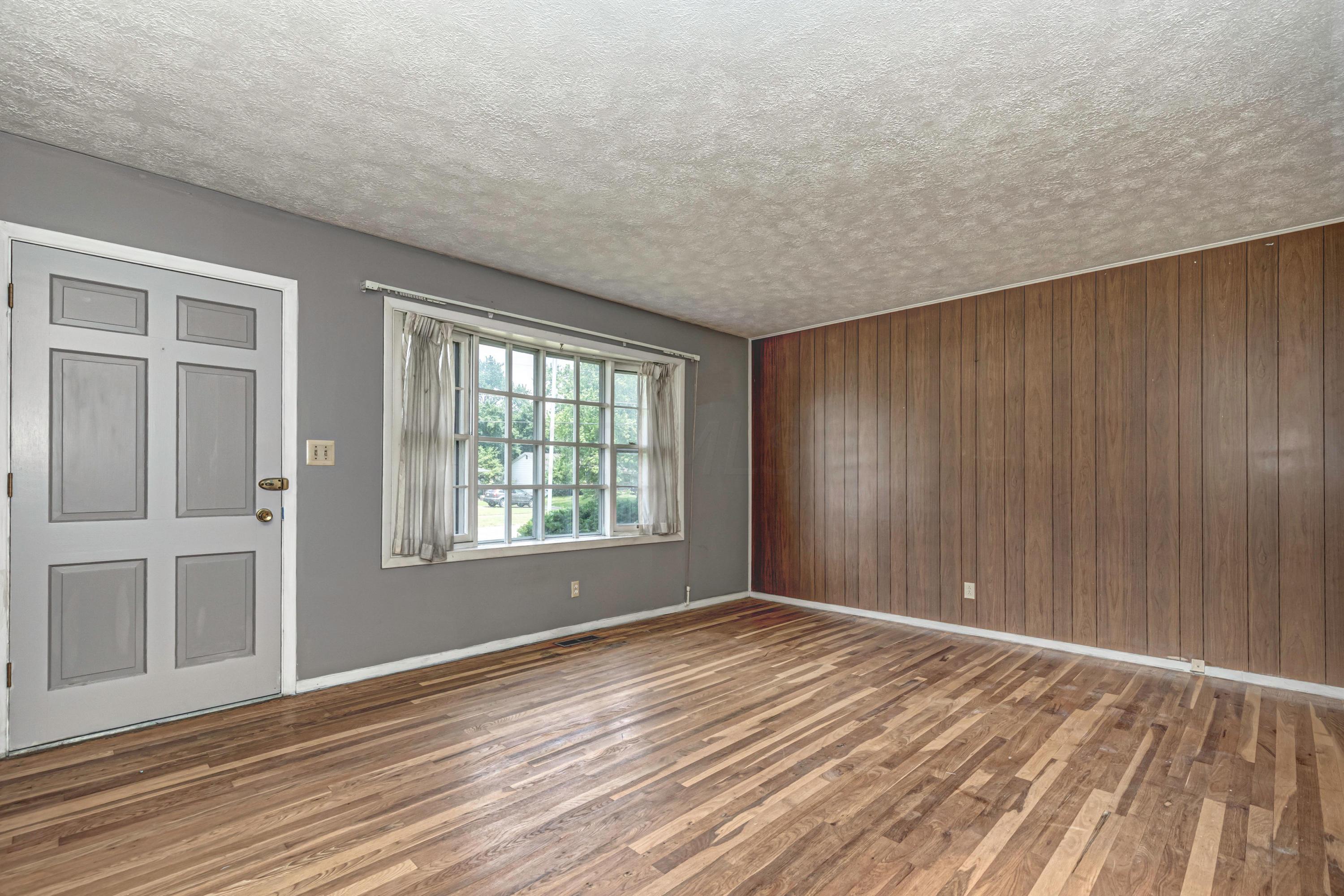 3373 Dempsey Road Westerville, OH 43081 - Photo 3 of 38 Gallery Image 3
