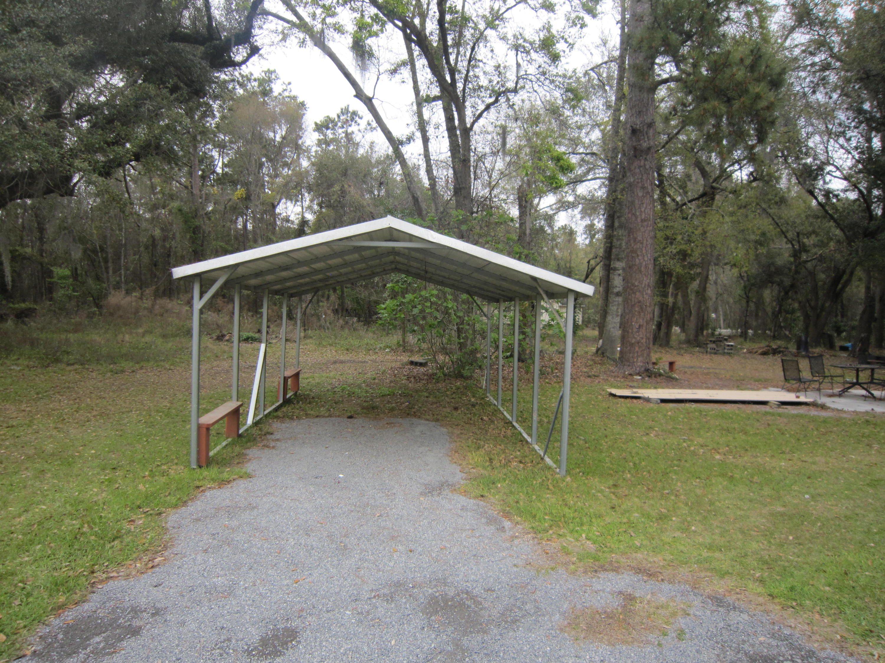 900 Black Oak Road Bonneau, SC 29431 - Photo 11 of 11 900 Black Oak Rd - Carport