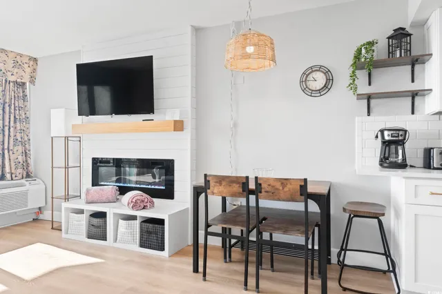 $225,000 | 2401 South Ocean Boulevard, Unit 1055, Myrtle Beach, SC 29577