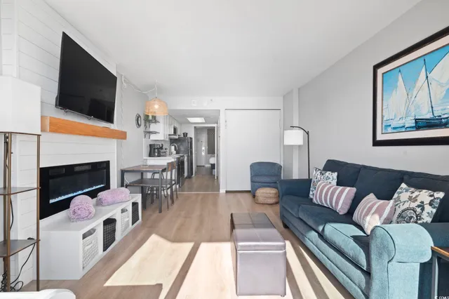 $225,000 | 2401 South Ocean Boulevard, Unit 1055, Myrtle Beach, SC 29577