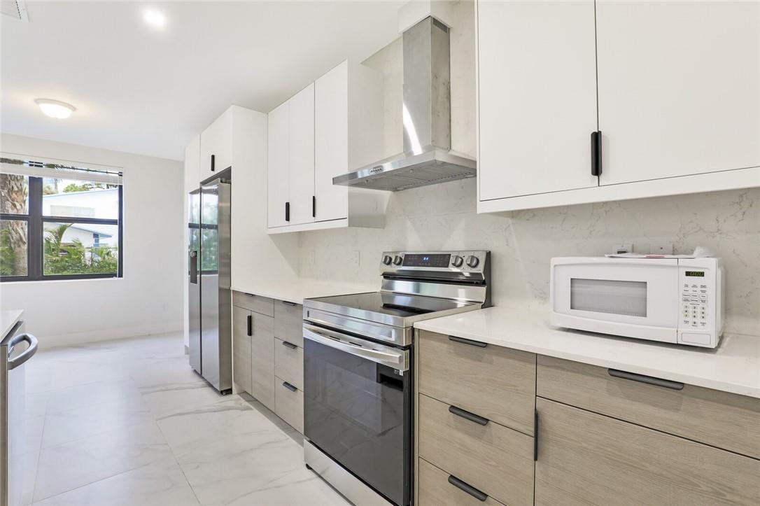 376 Bella Sol Way West Palm Beach, FL 33406 - Photo 13 of 38 Photo 13