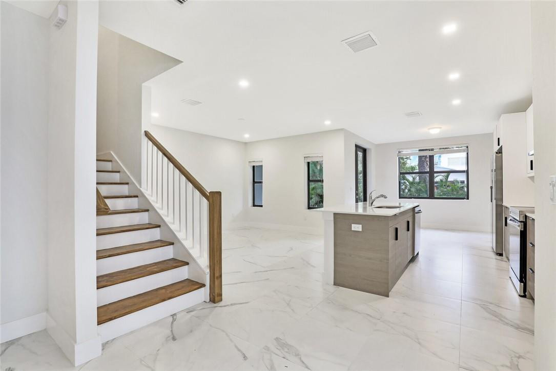 376 Bella Sol Way West Palm Beach, FL 33406 - Photo 6 of 38 Photo 6