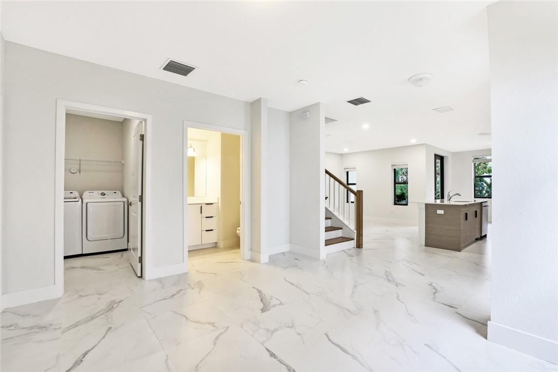 376 Bella Sol Way West Palm Beach, FL 33406 - Photo 9 of 38 Photo 9