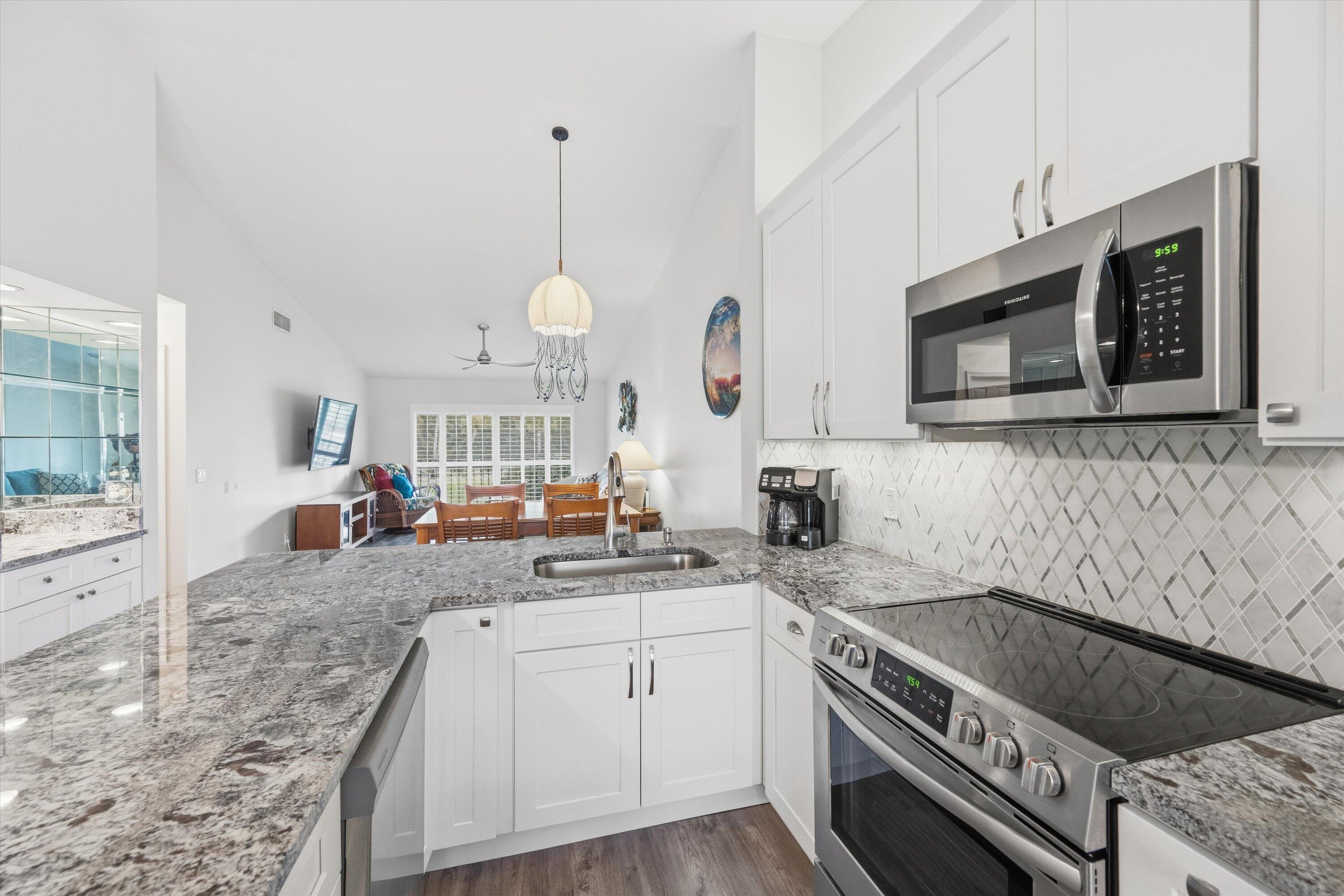 1102 Keystone Drive, Unit C Jupiter, FL 33458 - Photo 9 of 35 10-DSC_3232