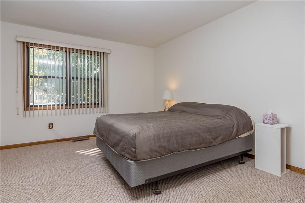 1553 South Point Road Belmont, NC 28012 - Photo 16 of 22 Gallery Image 16
