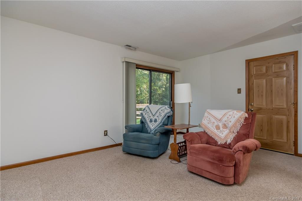 1553 South Point Road Belmont, NC 28012 - Photo 7 of 22 Gallery Image 7