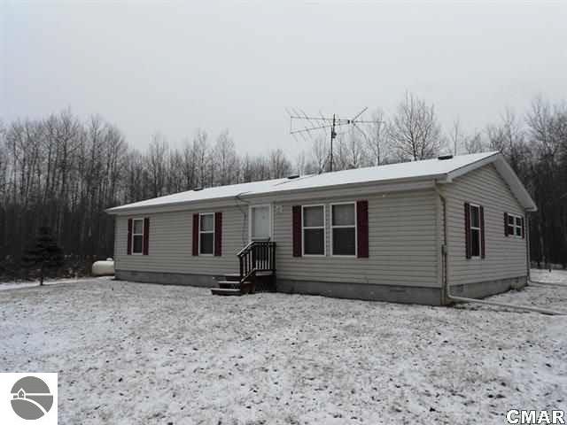 10660 North Mason Road Merrill, MI 48637 - Photo 13 of 17 1770539-12.JPG