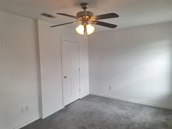 $1,595 | 2621 Lee Avenue, Unit B, Fort Worth, TX 76164