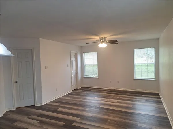 $1,595 | 2621 Lee Avenue, Unit B, Fort Worth, TX 76164