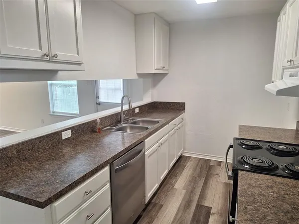 $1,595 | 2621 Lee Avenue, Unit B, Fort Worth, TX 76164