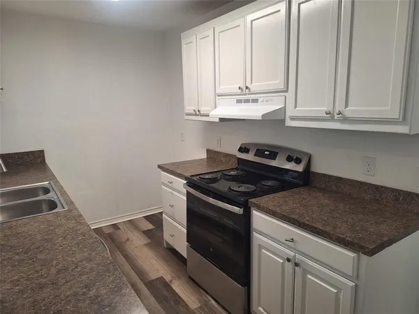 $1,595 | 2621 Lee Avenue, Unit B, Fort Worth, TX 76164