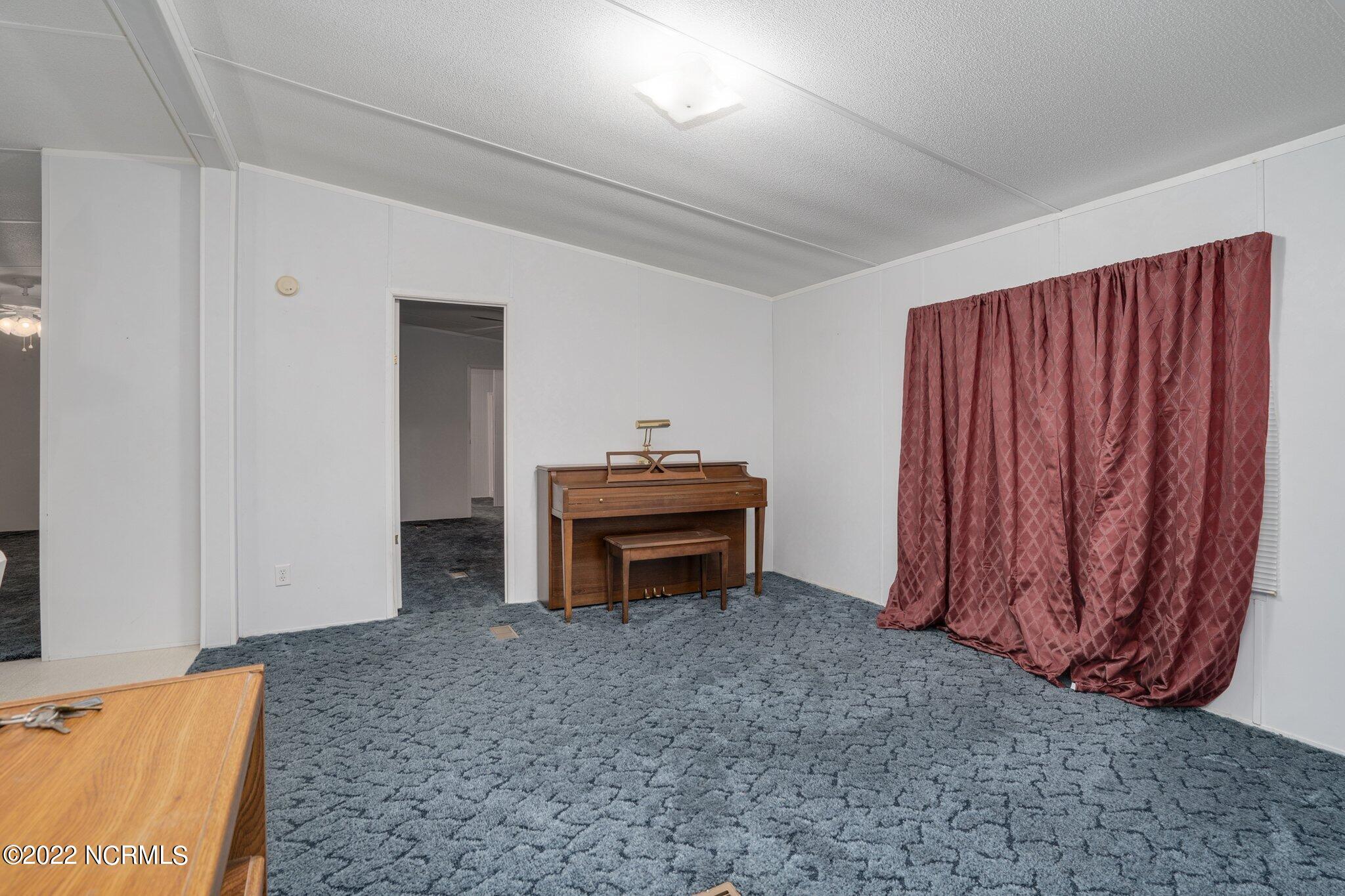 4559 Landfill Road Wilson, NC 27893 - Photo 10 of 26 011-4559LandfillRoad-Wilson-NC-27893-SMA