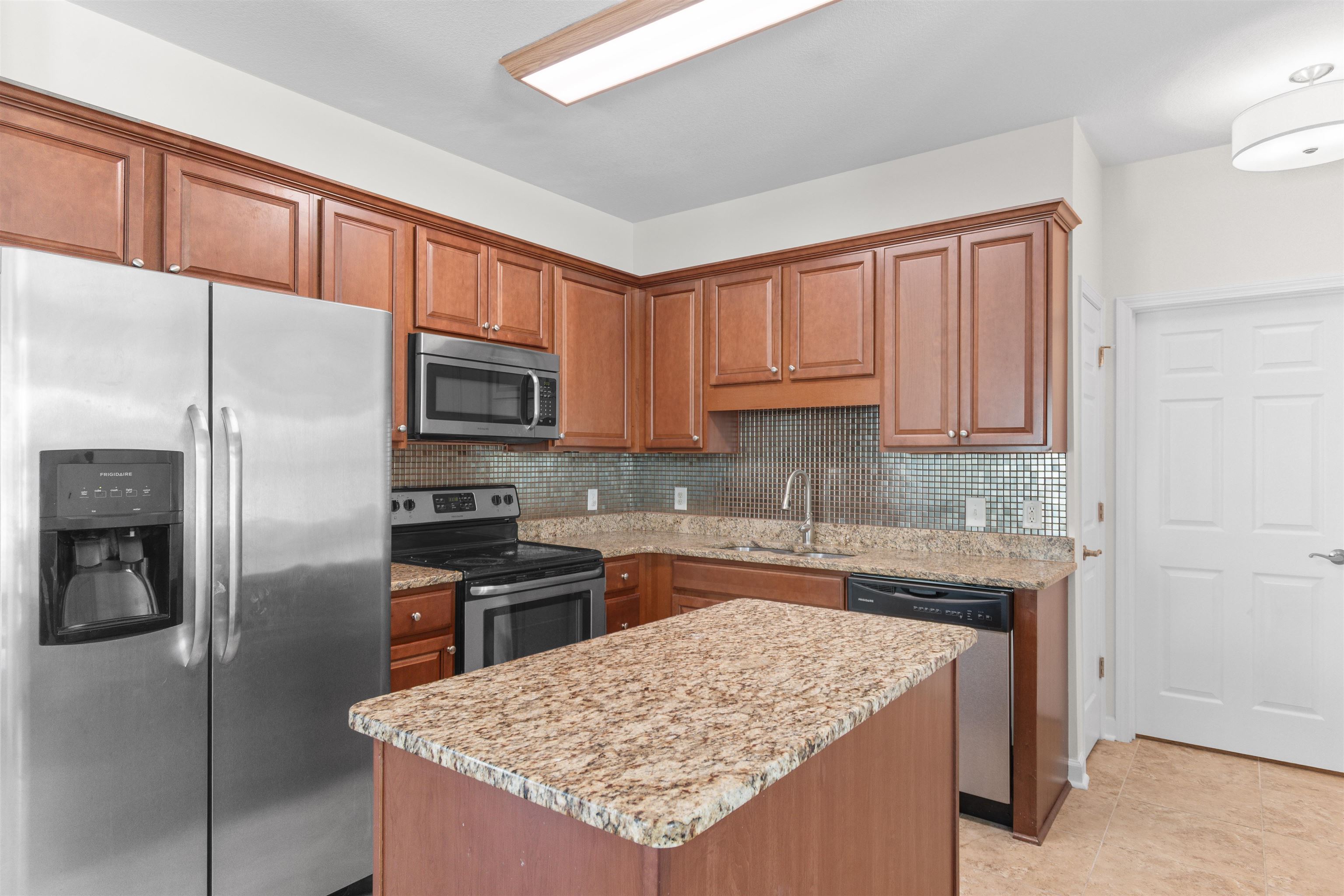 401 Cassian Way Myrtle Beach, SC 29588 - Photo 3 of 25