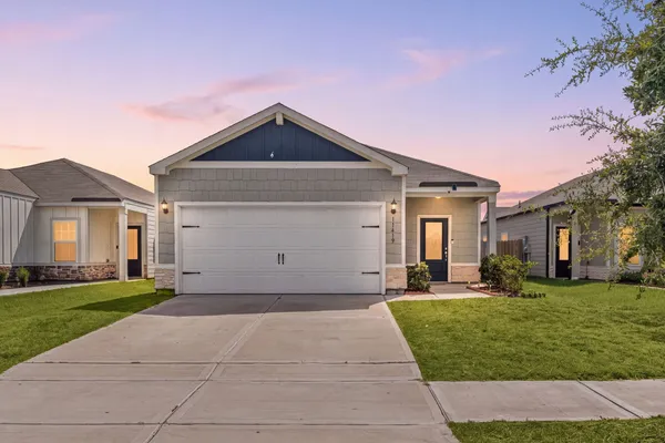 $2,200 | 11419 Prairie Walk Drive, Houston, TX 77048