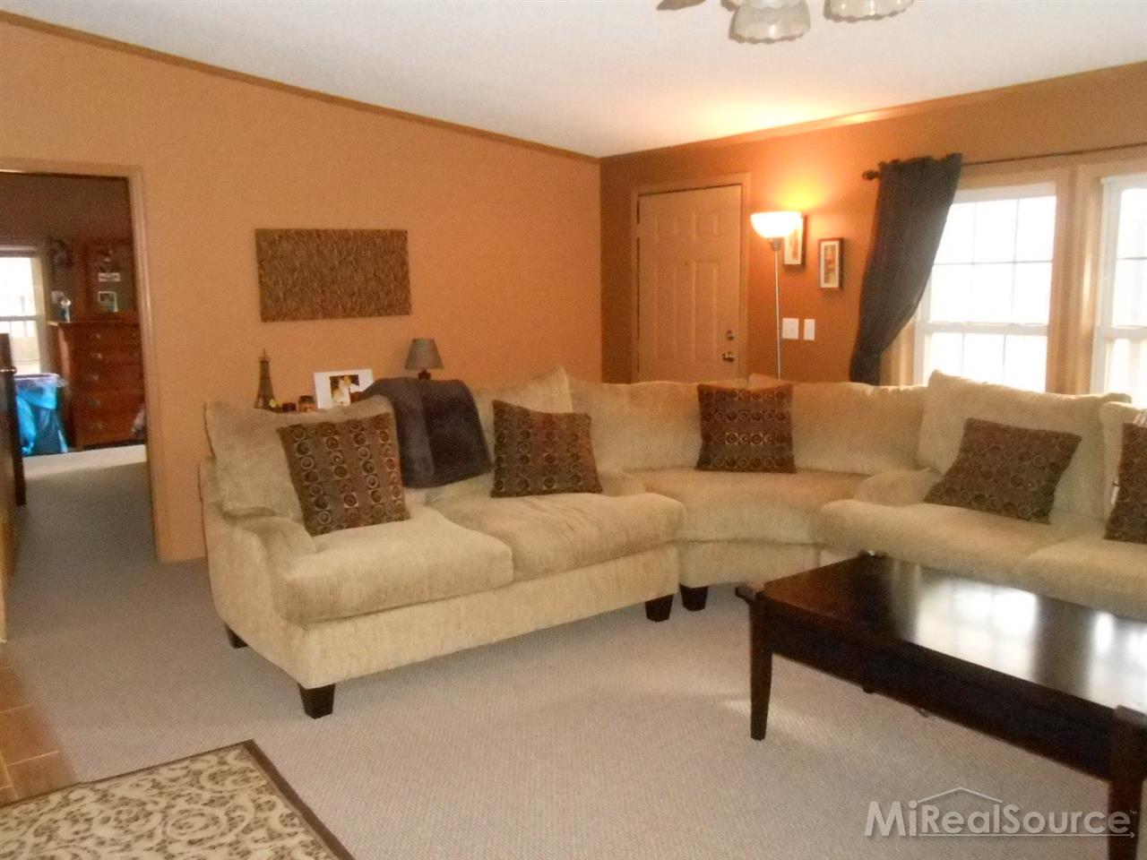 6650 Holland Road Algonac, MI 48001 - Photo 6 of 11 31219469-5.JPG