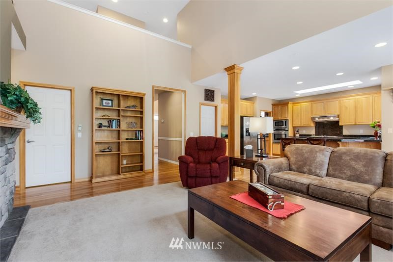 17420 5th Place West Bothell, WA 98012 - Photo 12 of 25