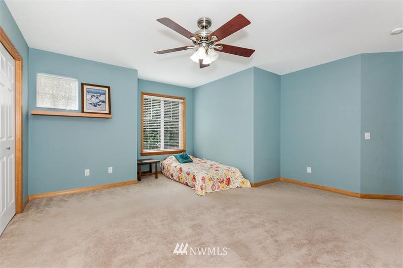 17420 5th Place West Bothell, WA 98012 - Photo 18 of 25