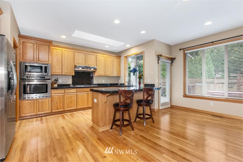 17420 5th Place West Bothell, WA 98012 - Photo 9 of 25