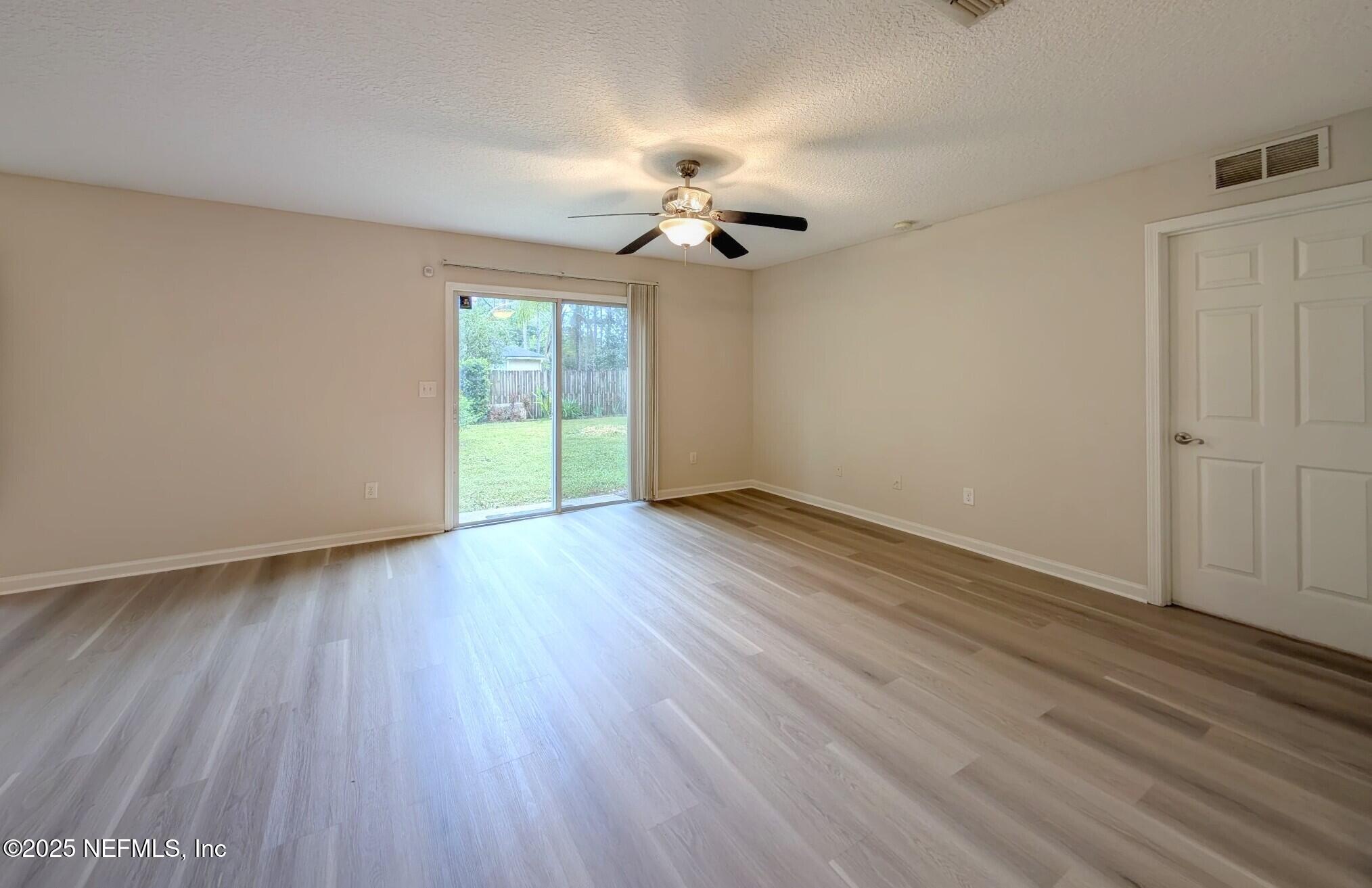 13702 Cheyne Road Jacksonville, FL 32224 - Photo 5 of 24 7