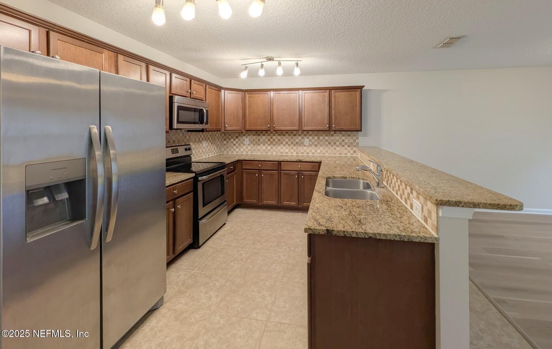 13702 Cheyne Road Jacksonville, FL 32224 - Photo 9 of 24 12