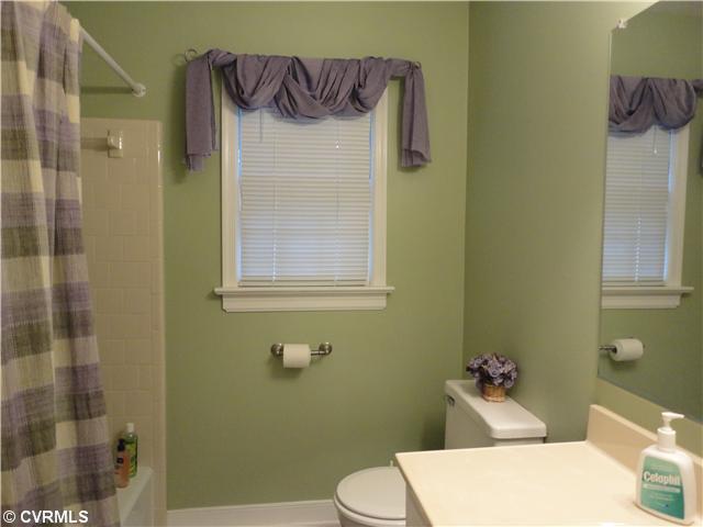 518 Watch Hill Road Midlothian, VA 23114 - Photo 8 of 9 Master Bath