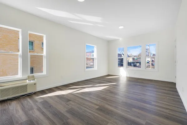 $725,000 | 1537 East 38th Street, Minneapolis, MN 55407