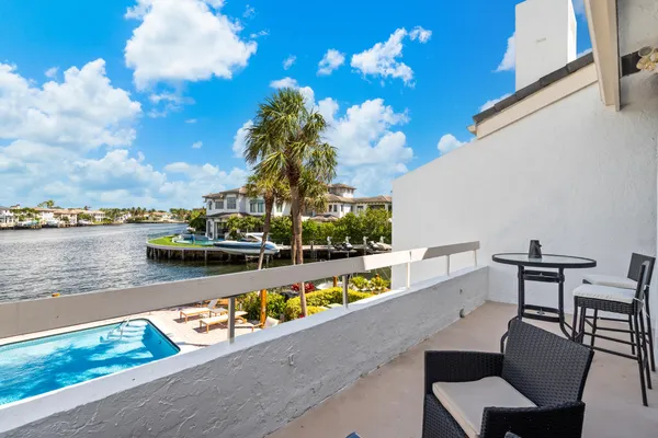 $10,000 | 1005 Bel Air Drive, Highland Beach, FL 33487