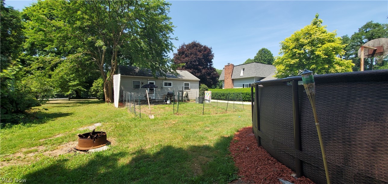 468 Bowhall Road Painesville, OH 44077 - Photo 5 of 16