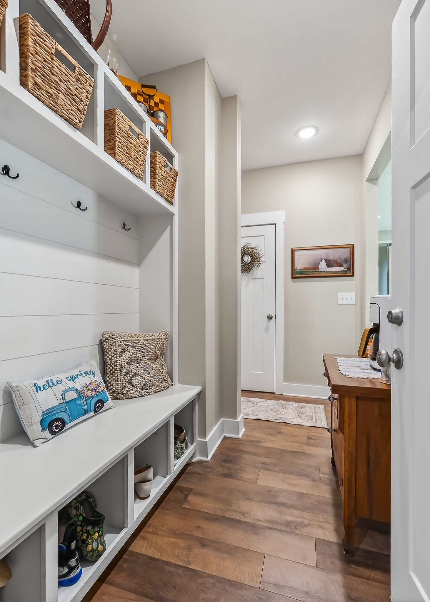 1073 Arch Cope Road Morrison, TN 37357 - Photo 28 of 42 a bedroom with furniture and window