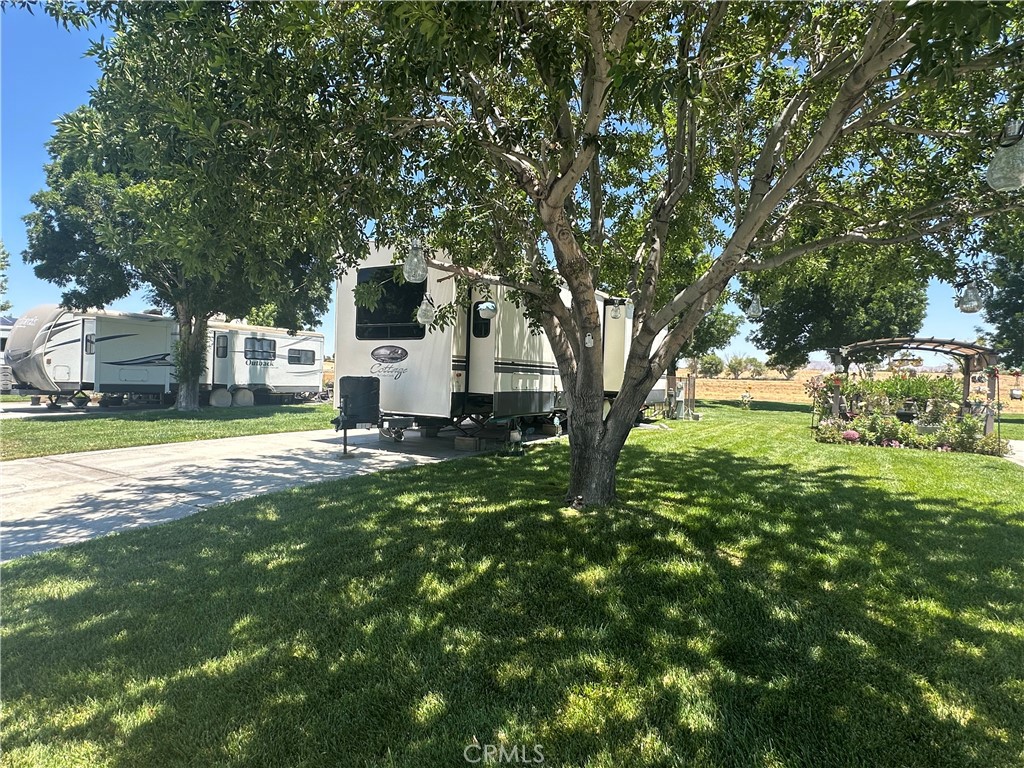 11591 Ridgemark Road Apple Valley, CA 92308 - Photo 10 of 24