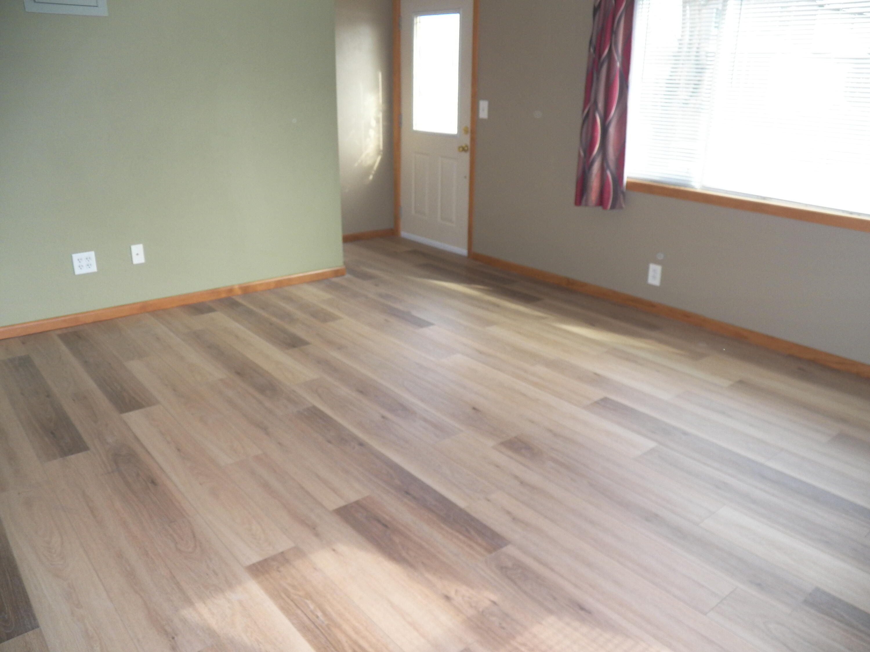 3606 Division Street Manitowoc, WI 54220 - Photo 12 of 45 Living Rm View 3