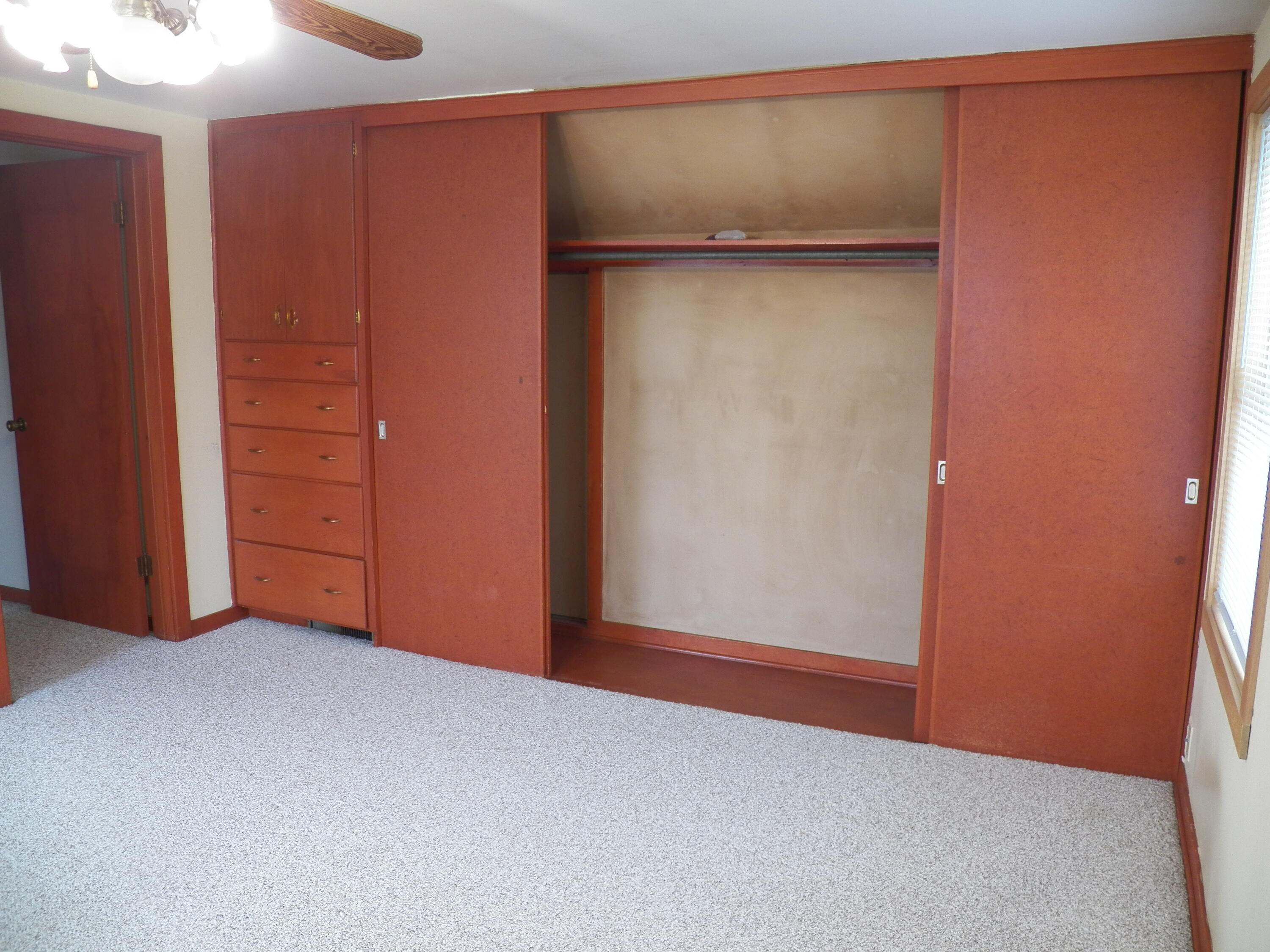 3606 Division Street Manitowoc, WI 54220 - Photo 17 of 45 MBR View 3