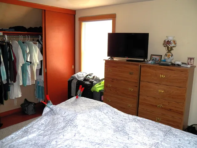 $259,900 | 3606 Division Street, Manitowoc, WI 54220