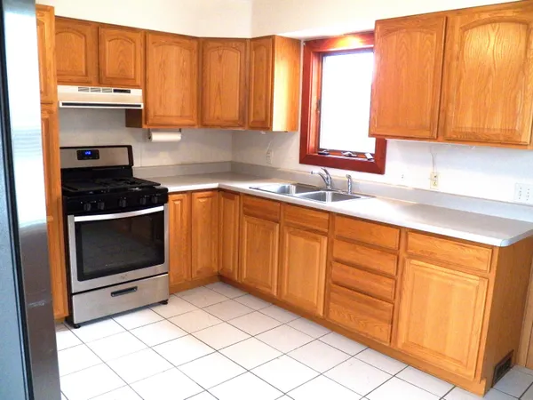 $259,900 | 3606 Division Street, Manitowoc, WI 54220