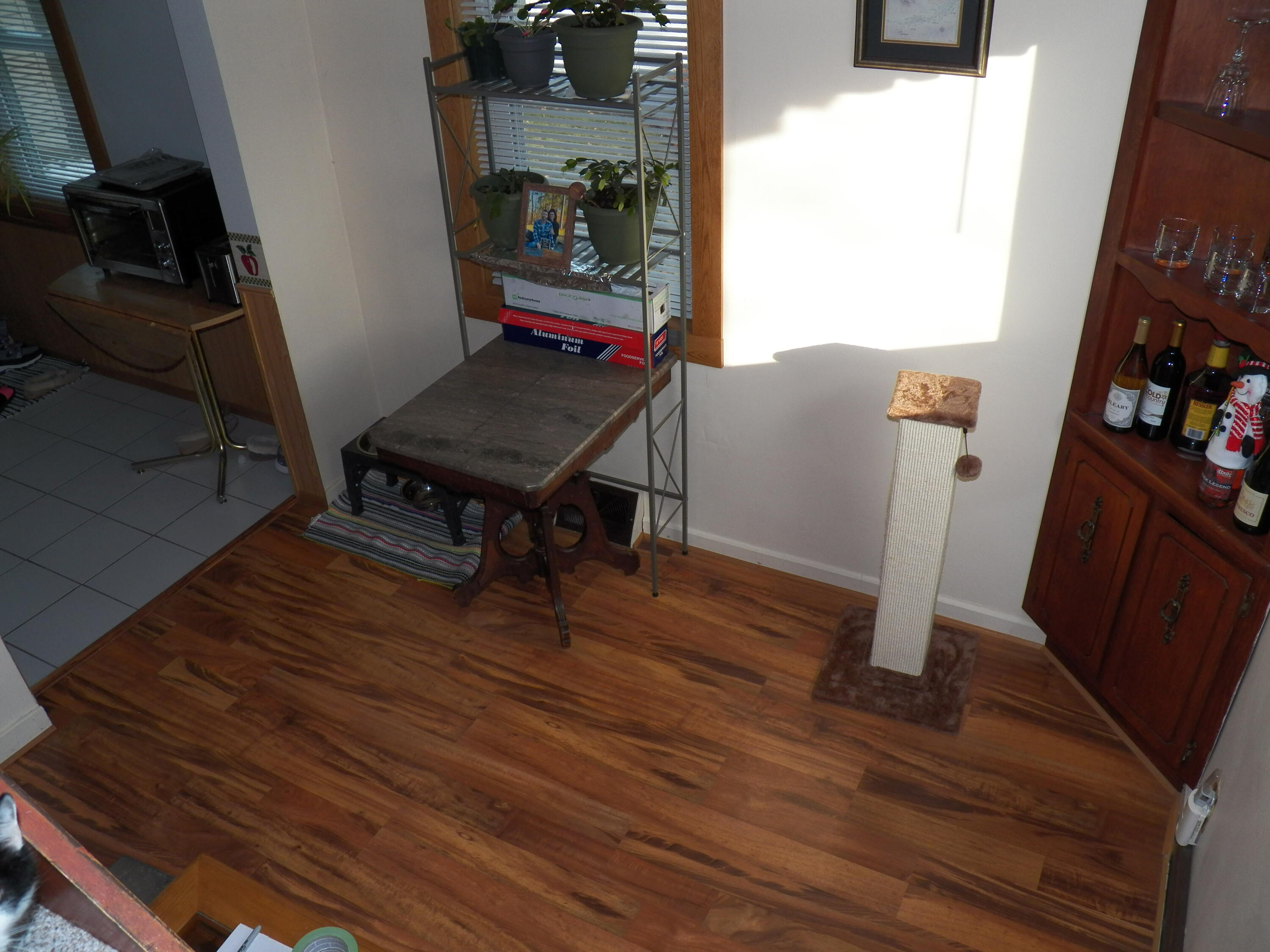 3606 Division Street Manitowoc, WI 54220 - Photo 8 of 39 Dining Area View 2