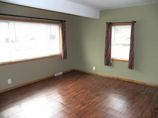 $259,900 | 3606 Division Street, Manitowoc, WI 54220