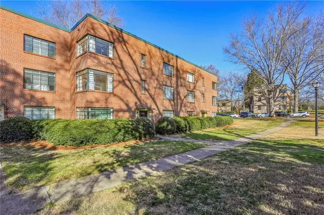 $324,900 | 1168 Briarcliff Road Northeast, Unit 3, Atlanta, GA 30306