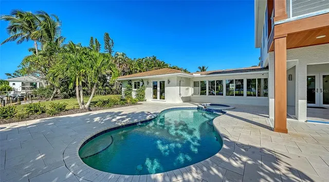 $25,000 | 690 Old Compass Road, Longboat Key, FL 34228