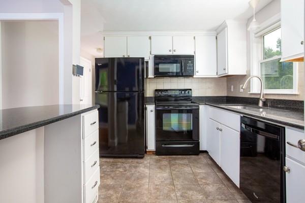 10 Dobson Road Braintree, MA 02184 - Photo 5 of 14 Gallery Image 5