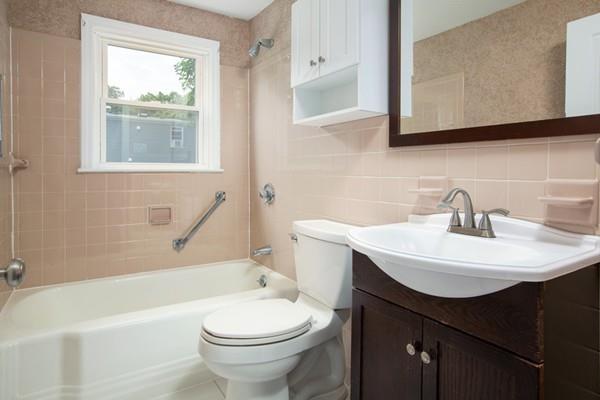 10 Dobson Road Braintree, MA 02184 - Photo 7 of 14 Gallery Image 7