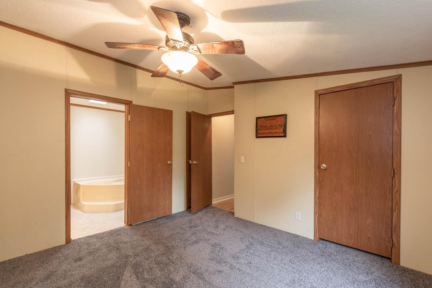 588 East Miller Road Bloomfield, IN 47424 - Photo 15 of 29 Gallery Image 15