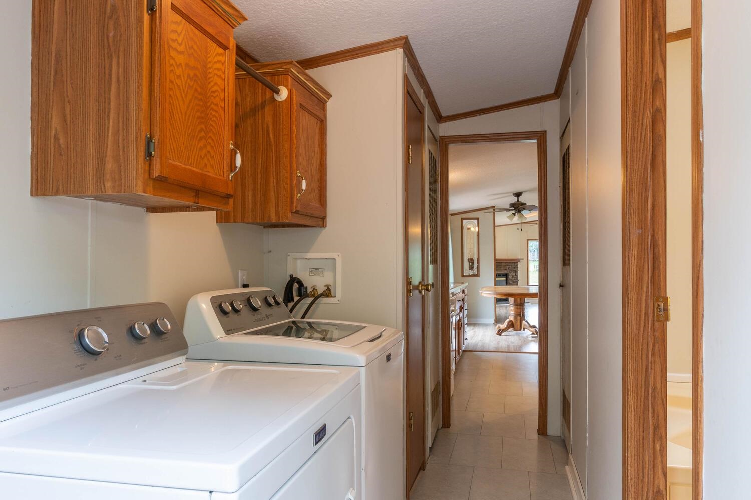 588 East Miller Road Bloomfield, IN 47424 - Photo 18 of 29 Gallery Image 18