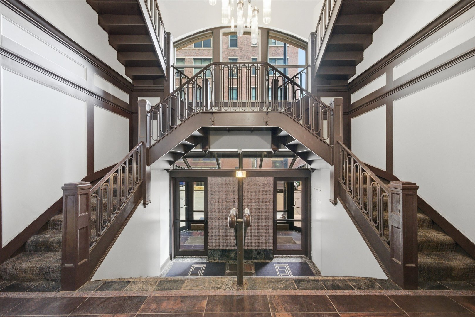 780 South Federal Street, Unit 1209 Chicago, IL 60605 - Photo 2 of 20