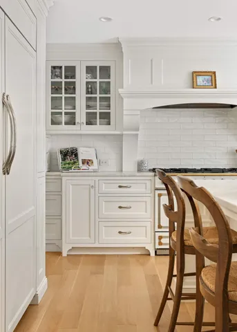 $1,695,000 | 2255 French Creek Circle, Wayzata, MN 55391